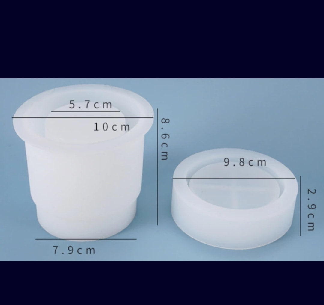 Bottle molds